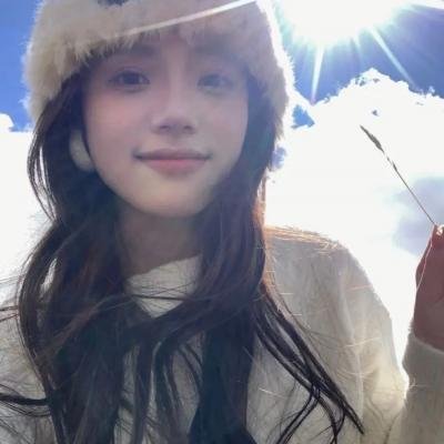 埃舍尔街的红色邮筒